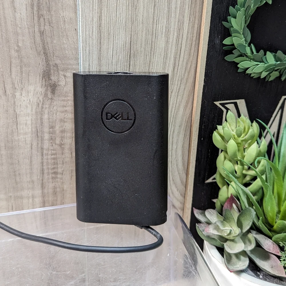 Dell Laptop Computer 65W AC Adapter Plug